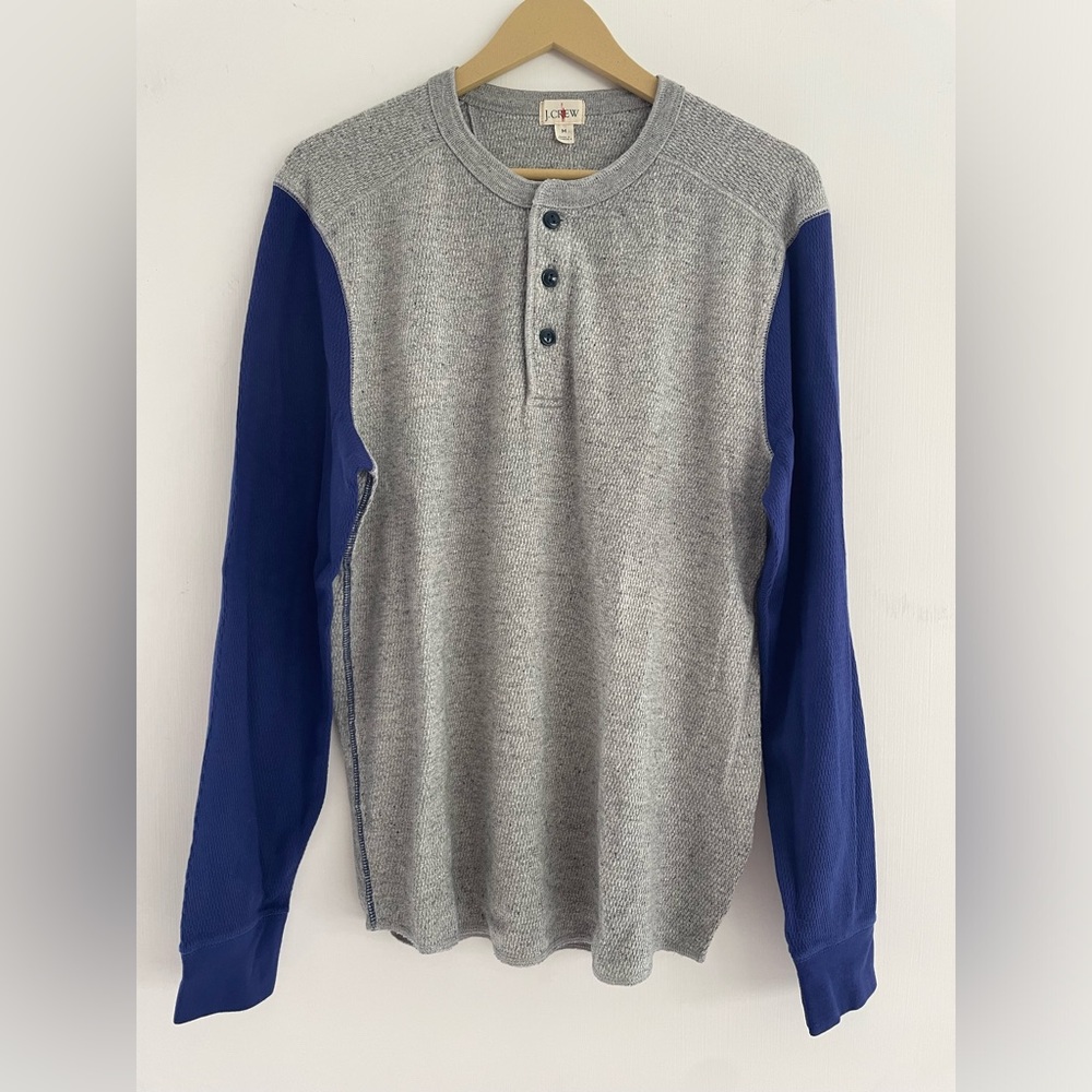 Men’s J crew baseball long sleeve Henley tee.